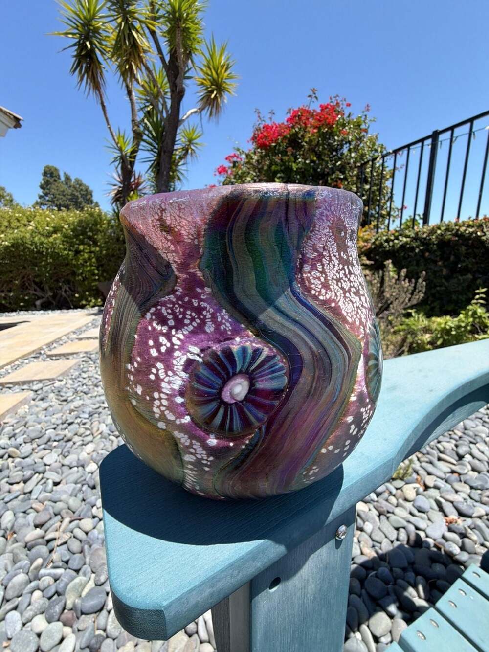 2007 Signed Robert Eickholt 6" Purple Sea Flower Dichroic Art Glass Vase